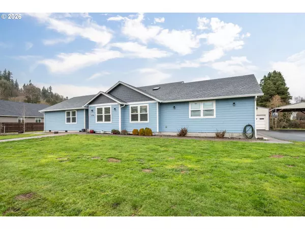 Kelso, WA 98626,270 RAINBOW WAY