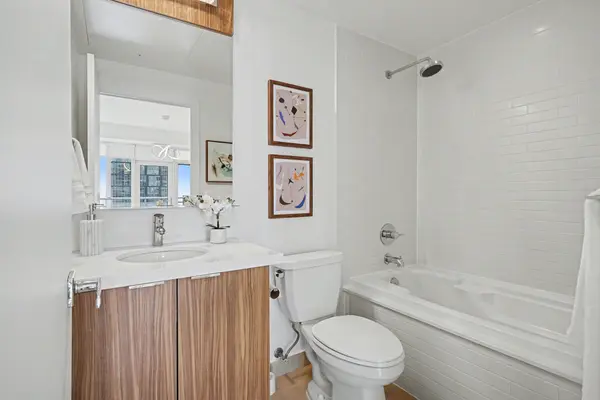 21 Widmer ST #3511, Toronto C01, ON M5V 0B8