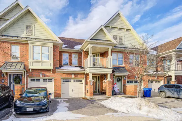 22 Latitude LN, Whitchurch-stouffville, ON L4A 0T1