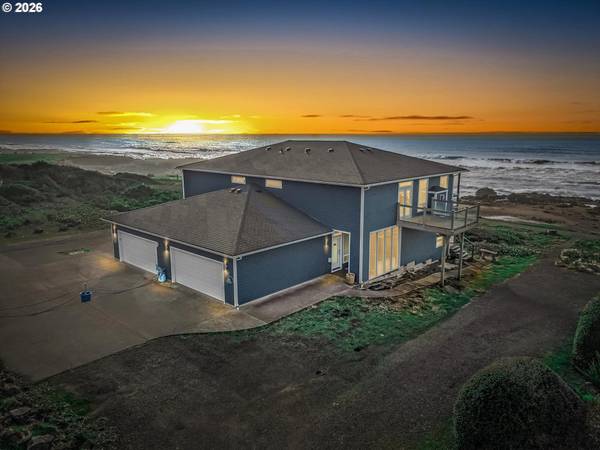 680 COOLIDGE LN, Yachats, OR 97498