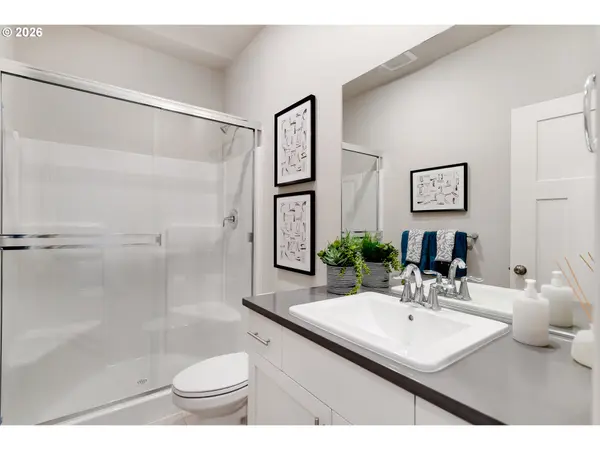 2690 Mt Saint Helens AVE SE, Salem, OR 97302