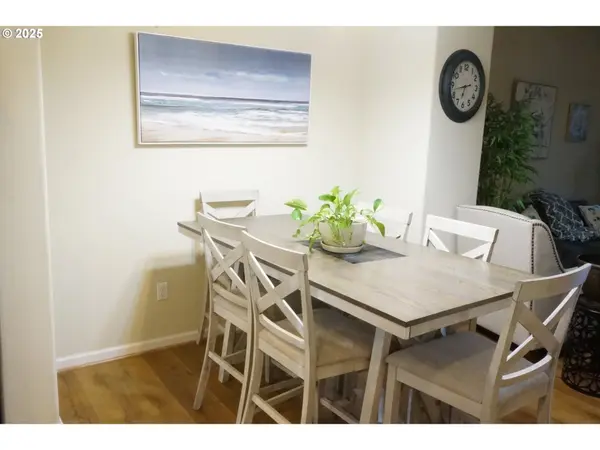 188 NE 79TH AVE, Hillsboro, OR 97006