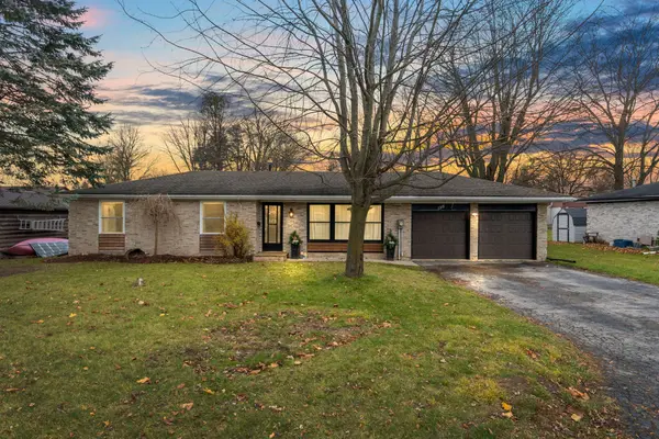 156 JOHN ST N, Minto, ON N0G 1Z0