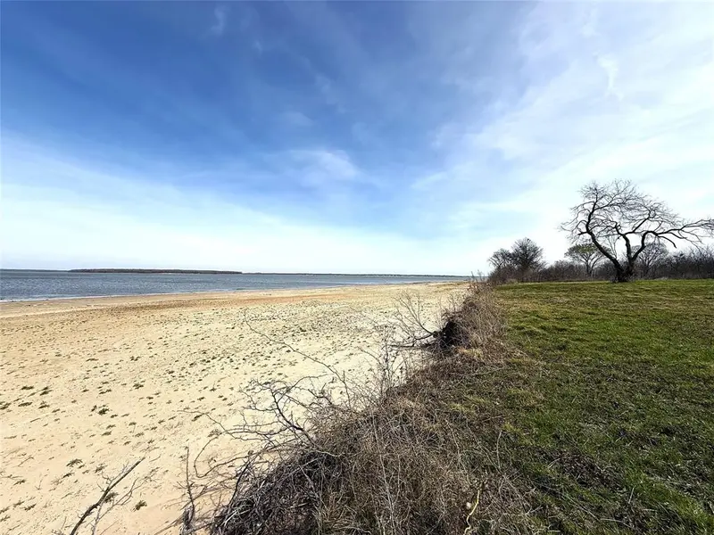 8437 Edgewater Drive, Kemp, TX 75143