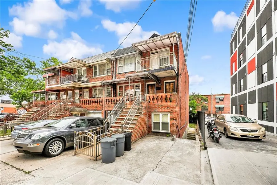 827 East 55th ST, Brooklyn, NY 11234