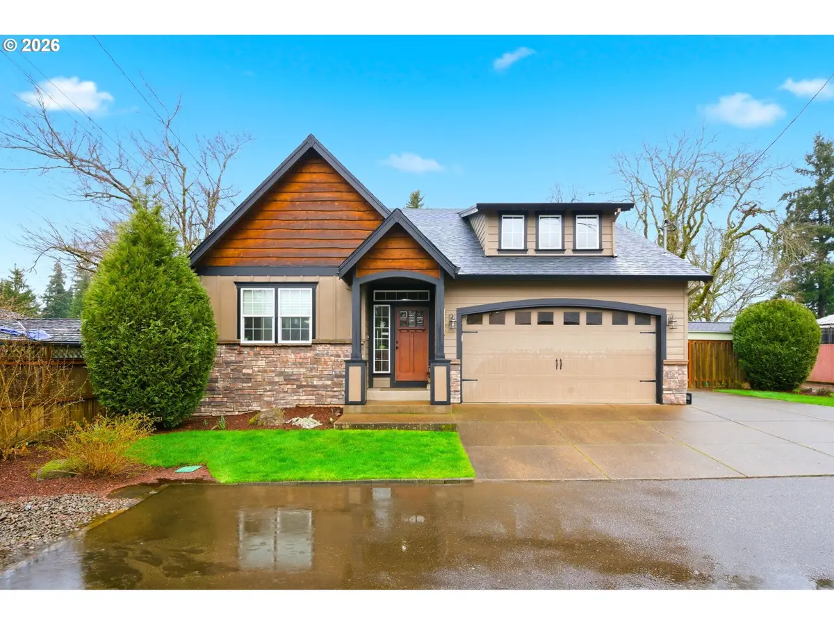 8117 COX LN, Gladstone, OR 97027