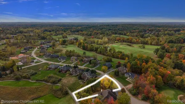 1933 Shane Ct, Addison Township, MI 48370