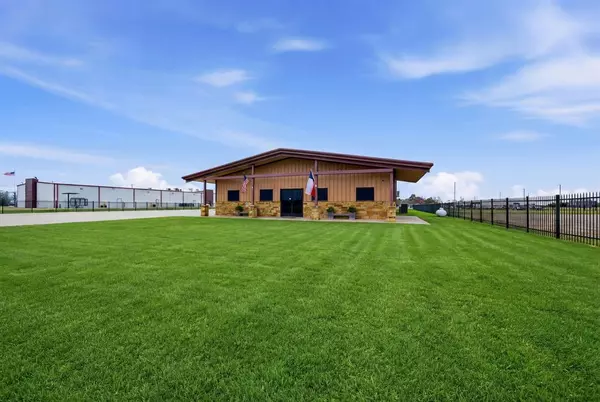 4626 County Road 2200, Greenville, TX 75402