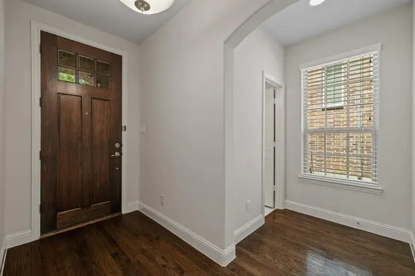 409 Palamedes Street, Lewisville, TX 75056