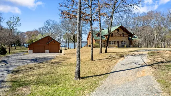 788 RS County Road 3500, Emory, TX 75440