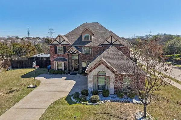 400 Shadow Creek Drive, Desoto, TX 75115