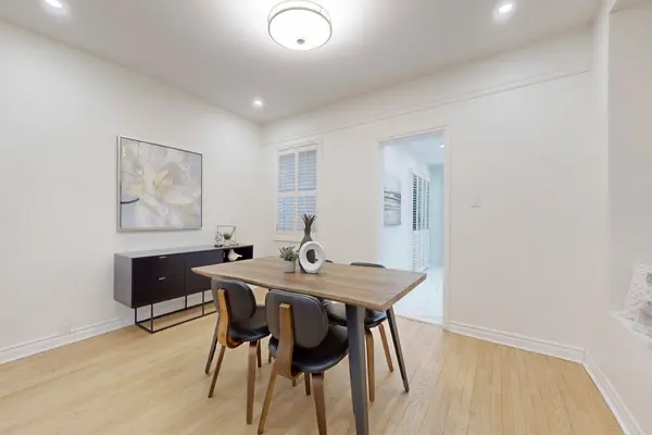 337 Glen RD, Toronto C09, ON M4W 2X4