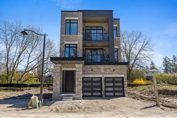 25 Inverlynn WAY, Whitby, ON L1N 2S6