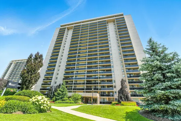 299 Mill RD #205, Toronto W08, ON M9C 4V9