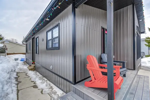 490 Spruce ST #Fergus, Centre Wellington, ON N1M 2W5