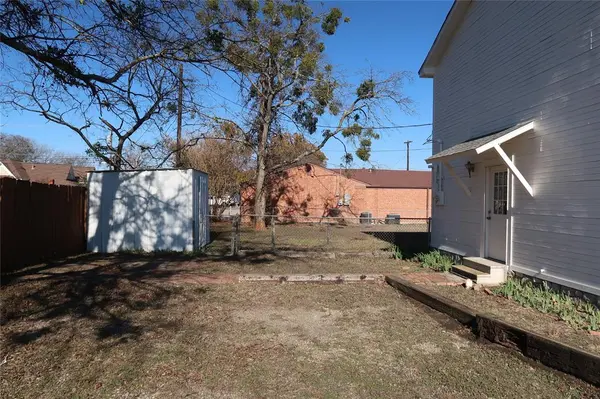 406 Denny Street #B, Howe, TX 75459