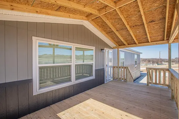 245 Lelon Lane, Springtown, TX 76082