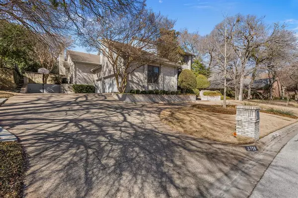 Fort Worth, TX 76109,3716 Briarhaven Road