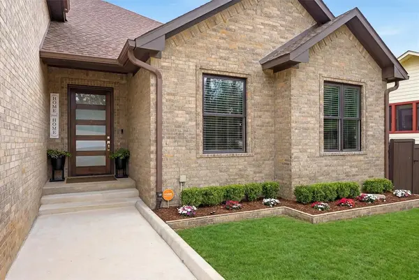 101 Manito Cove, Lake Kiowa, TX 76240