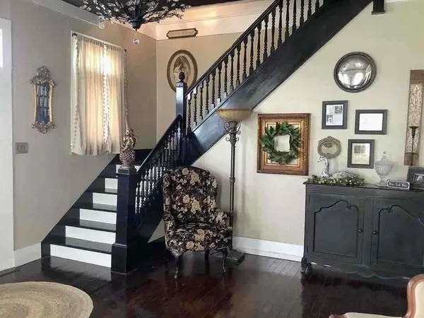 408 S Railroad Avenue, Calvert, TX 77837