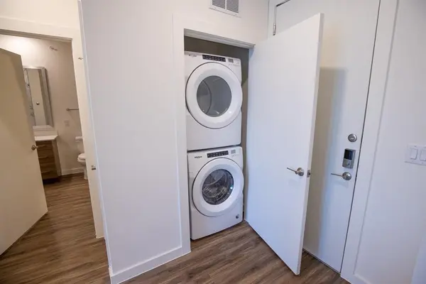 120 N Madison Avenue #1216, Dallas, TX 75208