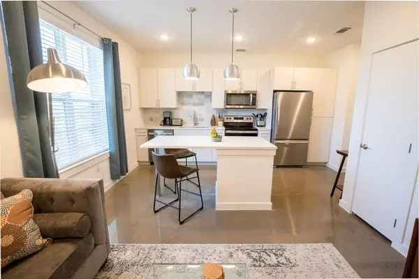 120 N Madison Avenue #1218, Dallas, TX 75208