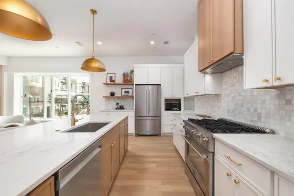 3053 Wycliff Avenue #302, Dallas, TX 75219