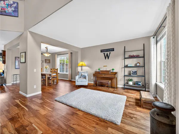 5693 SW SEQUOIA DR, Tualatin, OR 97062