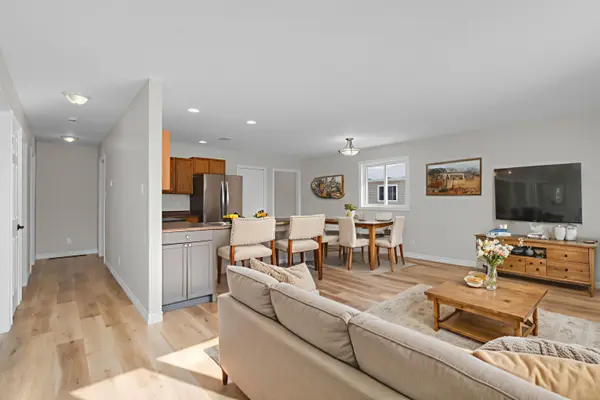 3392 Lee AVE,  Severn,  ON L0K 1G0