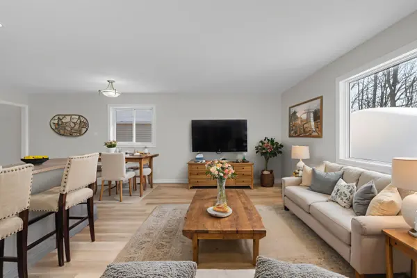 3392 Lee AVE, Severn, ON L0K 1G0