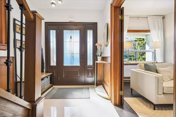 Toronto W02, ON M6P 2W9,181 Clendenan AVE