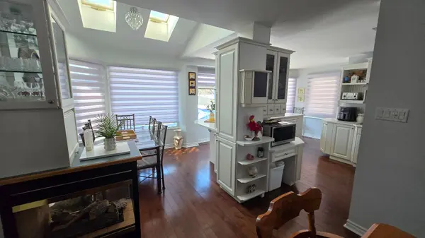 54 Fountainbridge DR, Caledon, ON L7E 1N4