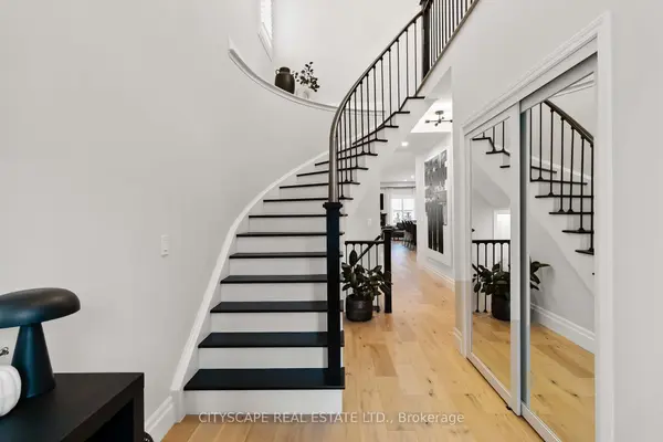 4269 Vivaldi RD, Burlington, ON L7M 0N4