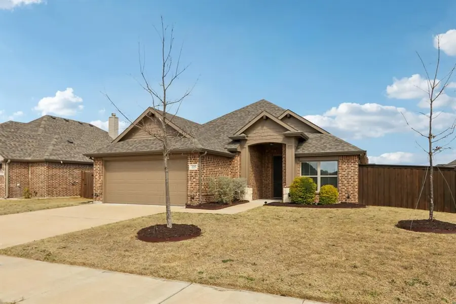 225 Brazos Drive, Waxahachie, TX 75165