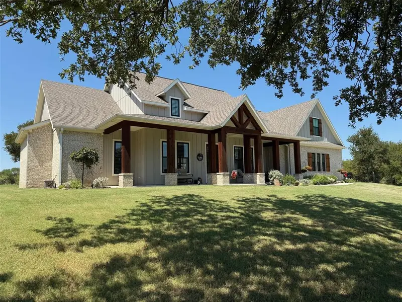 130 Demonbreun Court, Chico, TX 76431