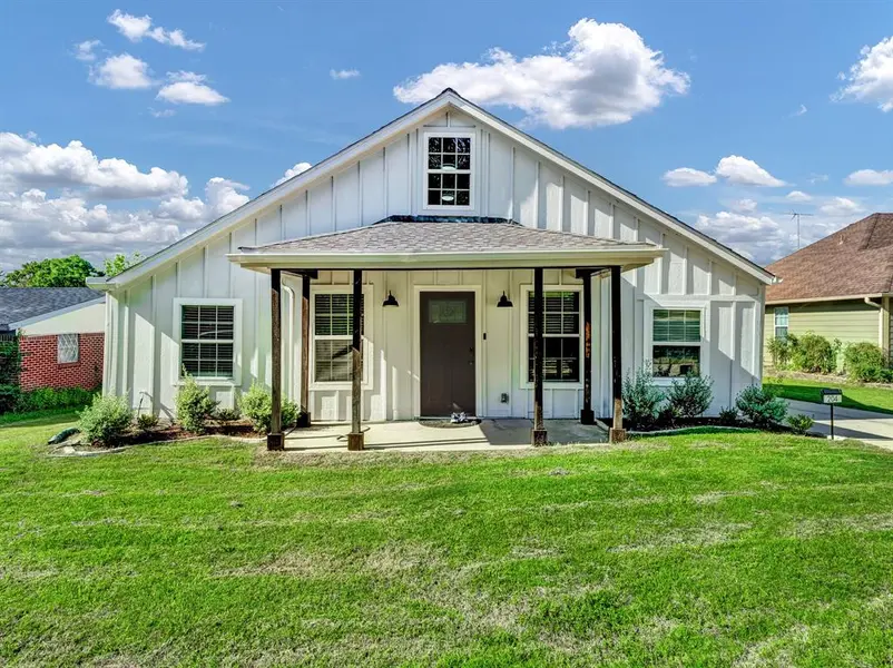 204 Kenny Drive, West Tawakoni, TX 75474