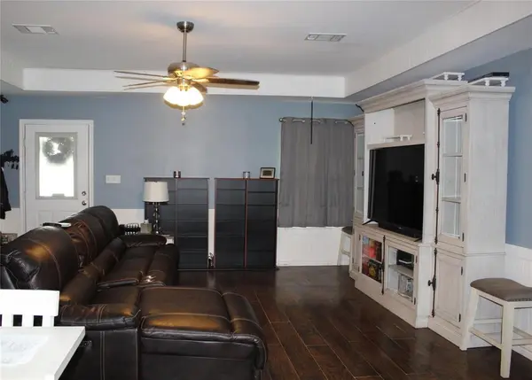 402 Cleveland Street, Bailey, TX 75452