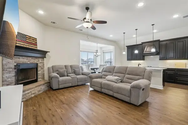 225 Brazos Drive, Waxahachie, TX 75165