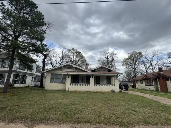 646 Fitzhugh, Paris, TX 75460