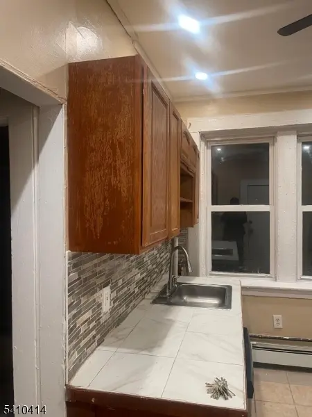 677 Bergen St #2, Newark City, NJ 07108