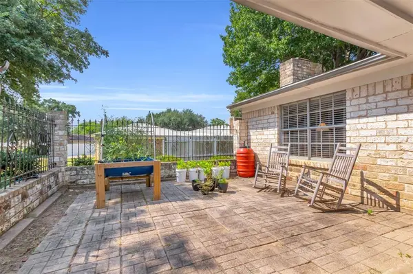 121 Falcon Lane, Hillsboro, TX 76645