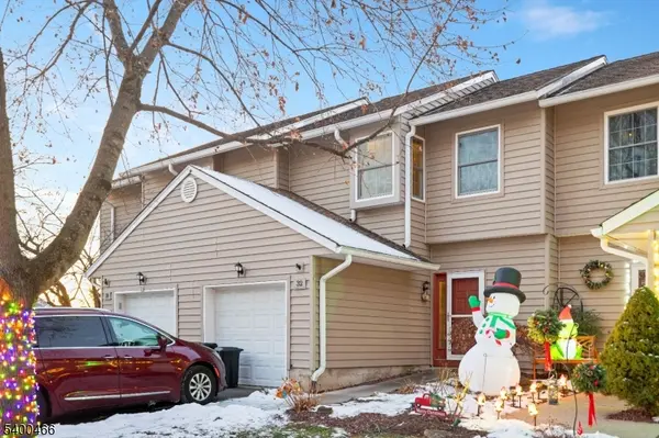 32 Rhea Run, Hampton Twp., NJ 07860