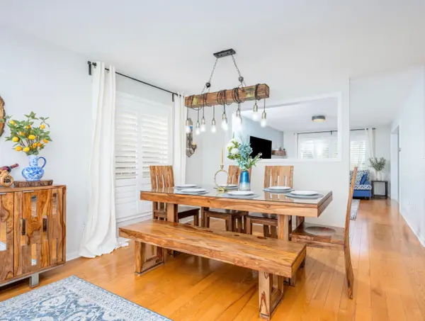 420 Trudeau DR, Milton, ON L9T 5K9