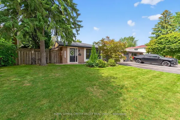 24 Willis DR, Brampton, ON L6W 1A9