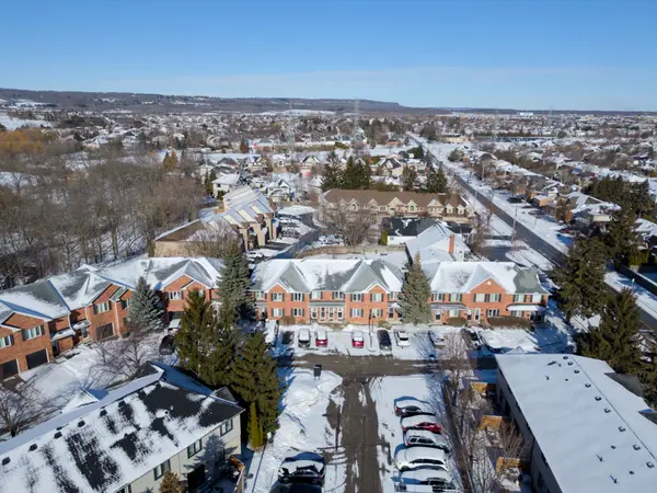 2120 Headon RD #12, Burlington, ON L7M 4J9