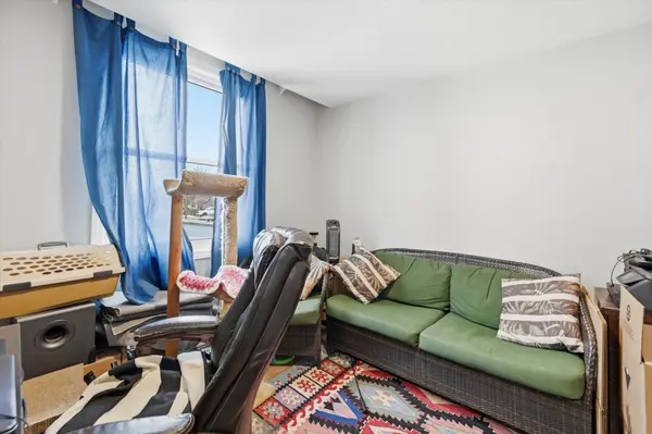 2478 Malcolm CRES, Burlington, ON L7P 4A4