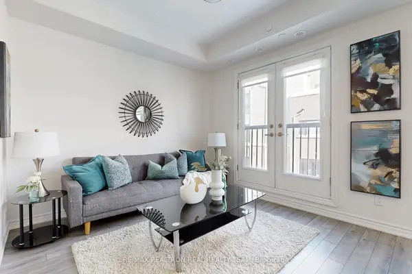 349 Wheat Boom DR #338, Oakville, ON L6H 7X5