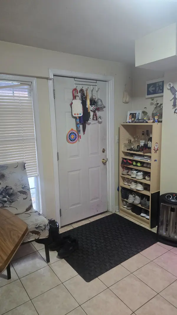 68 Pennyroyal CRES, Brampton, ON L6S 6J6