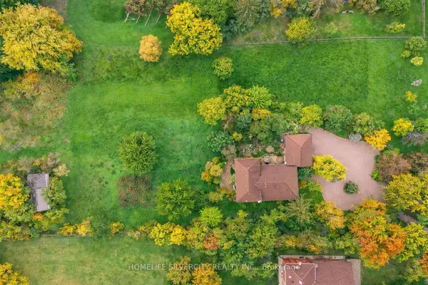 4395 Castlemore RD, Brampton, ON L6P 0W9