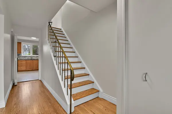 5 Parkridge CRES, Blackburn Hamlet, ON K1B 3E6